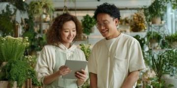 笔花医镜: 一部融合文学魅力和医学精华的经典作品