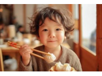 传统美食三不沾(美食故事，美食拾遗之“不沾筷子、不沾盘子、不沾牙齿”的三不沾)